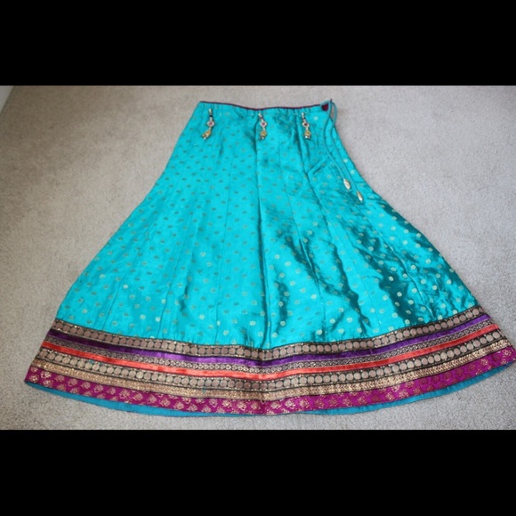 Chuniya choli - Picture 5 of 8